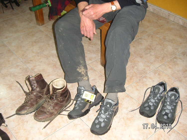 Mijn oude en nieuwe schoenen in Ponferrada